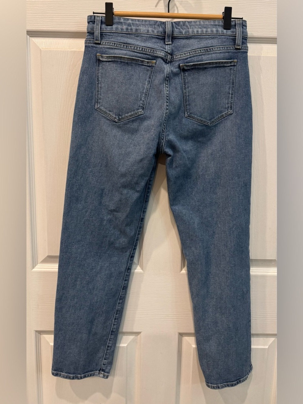 Joe's The Scout Distressed Ankle Mid Rise Slim Tomboy Crop Jeans Size 27 Denim - Picture 2 of 9
